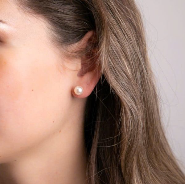 Pearl Bud Stud Sand Earrings