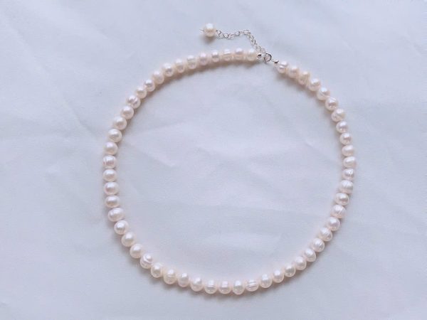 White Sand Pearl Necklace - Image 3