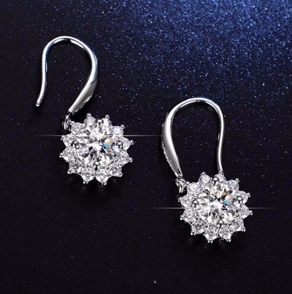Radiant Sand Earrings - Image 6